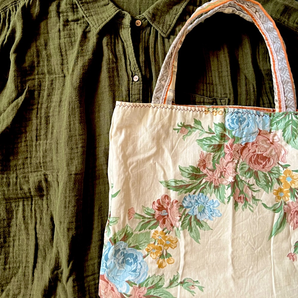 Small Reversible Tote